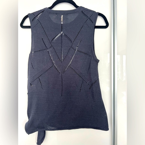 Laura Siegel Knit Sleeveless Tank - Picture 2 of 4